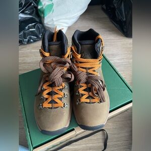 Danner 6.5 Mountain 600 Full Grain